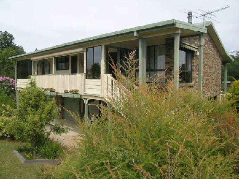 18 Endeavour Drive, Bellingen NSW 2454