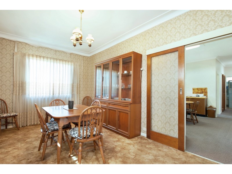 12 Clara Street, Belmont South NSW 2280