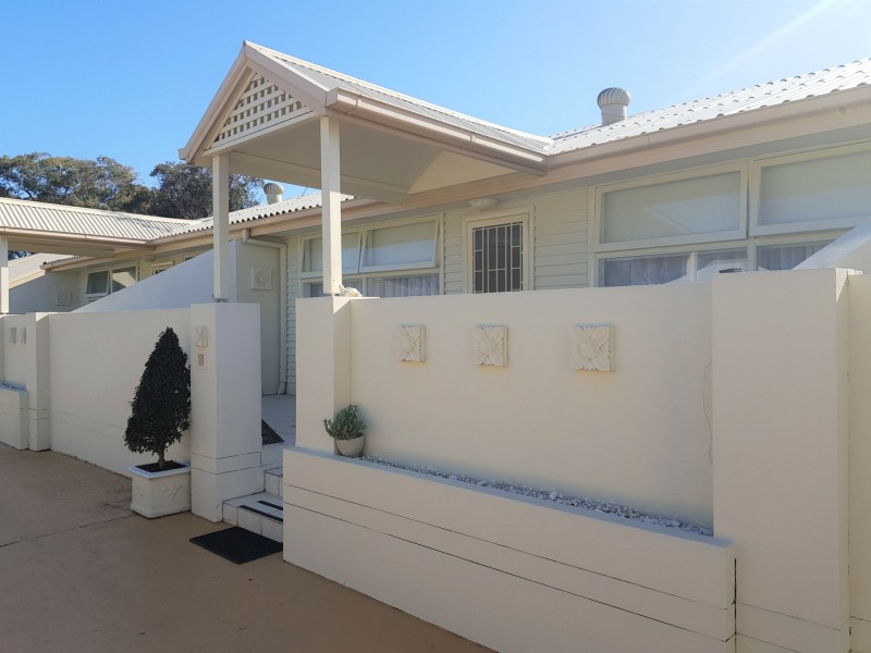 2/37 Tudor Street, Belmont NSW 2280