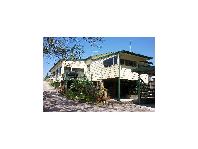 2/19 Macquarie Street, Belmont NSW 2280