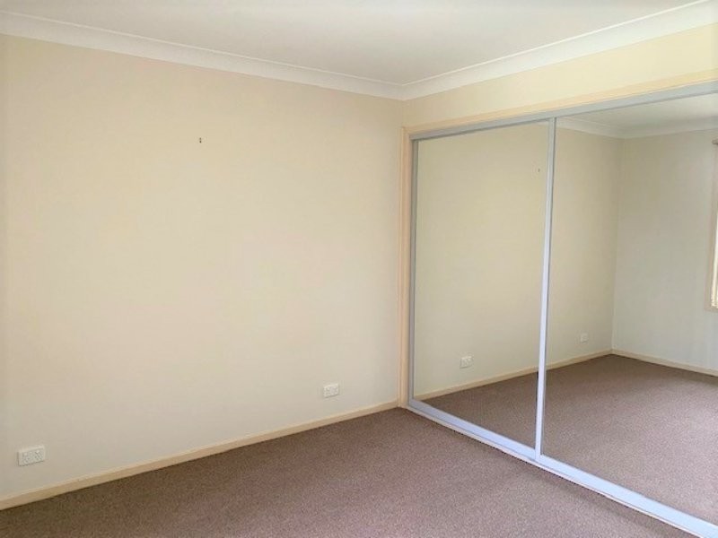2/8 Tofino Close, Pelican NSW 2281