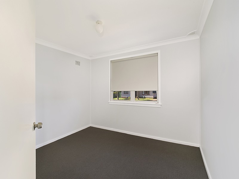11 Cassia Crescent, Gateshead NSW 2290