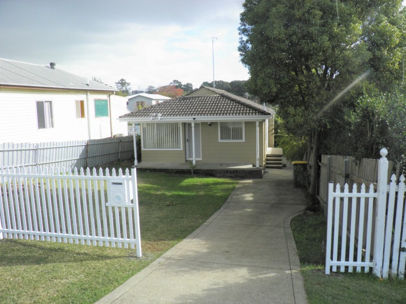 13 Railway Street, Dudley NSW 2290