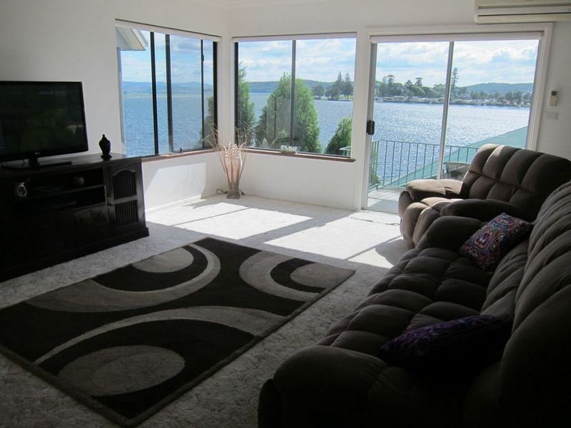 47 Emily Street, Marks Point NSW 2280