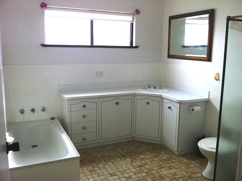 47 Emily Street, Marks Point NSW 2280