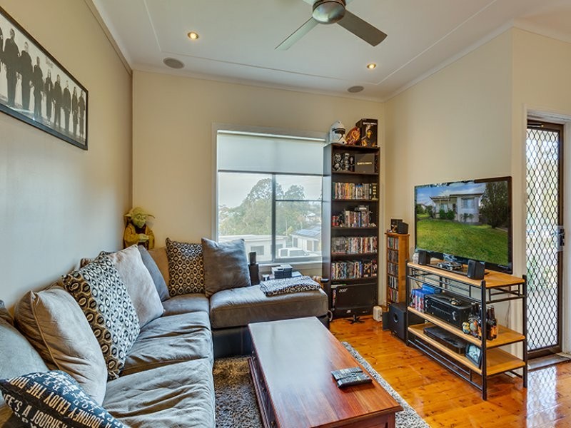 87 Old Belmont Road, Belmont North NSW 2280
