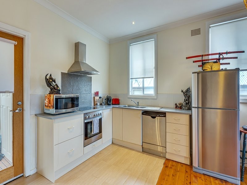 87 Old Belmont Road, Belmont North NSW 2280