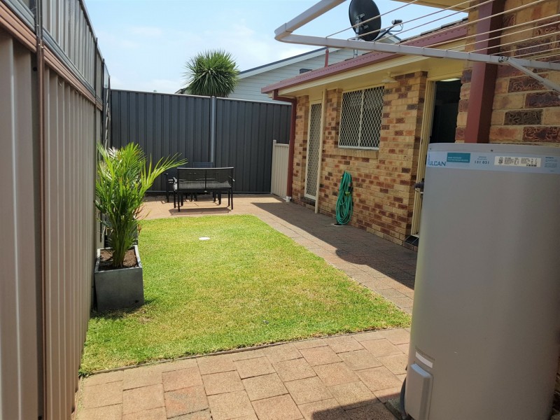 8/23 Wood Street, Swansea NSW 2281