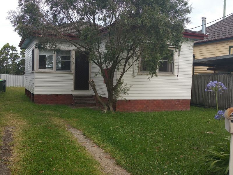 12 Charles Street, Edgeworth NSW 2285
