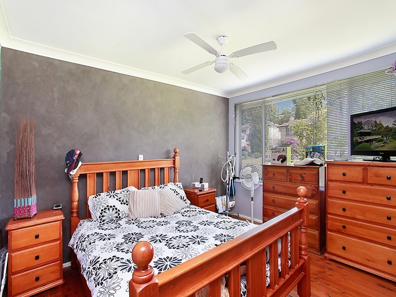 6 Ford Avenue, Mount Hutton NSW 2290
