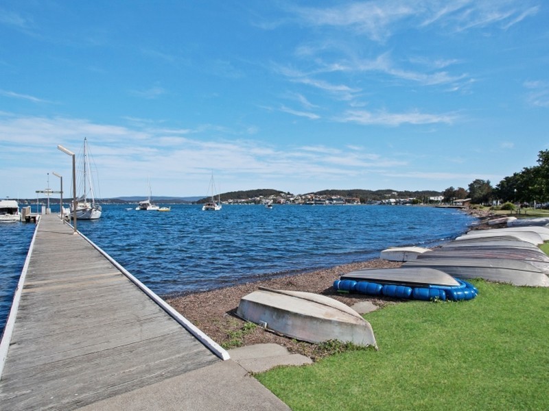 501A 17 Edgar Street, Belmont NSW 2280
