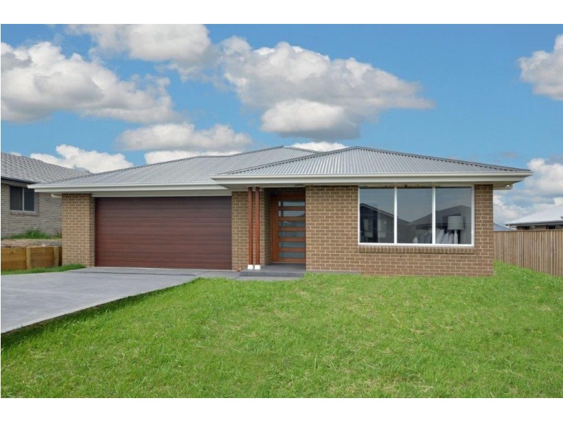 14 Threadtail Street, Chisholm NSW 2322