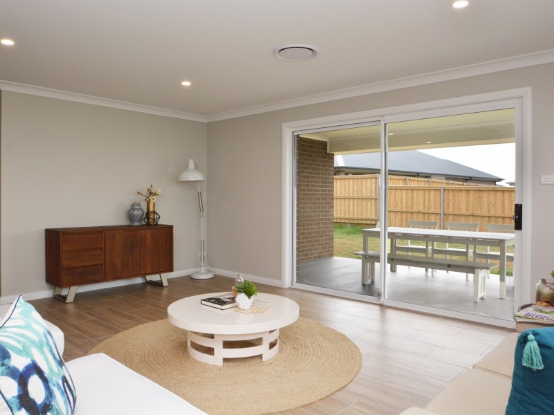 14 Threadtail Street, Chisholm NSW 2322