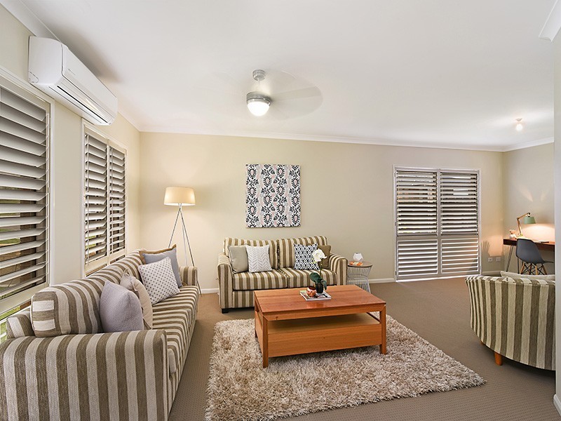 34 Grasmere Way, Lakelands NSW 2282