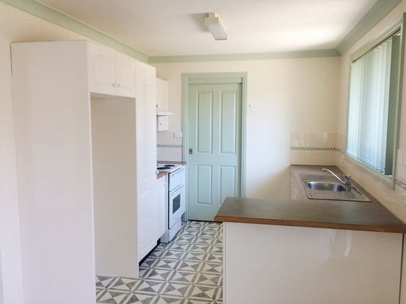 2/25 Margaret Street, Warners Bay NSW 2282