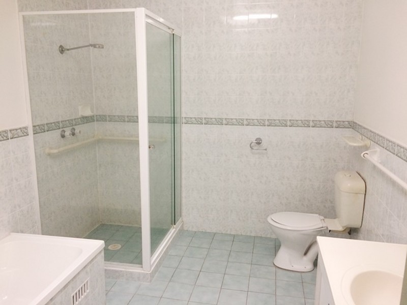 2/25 Margaret Street, Warners Bay NSW 2282