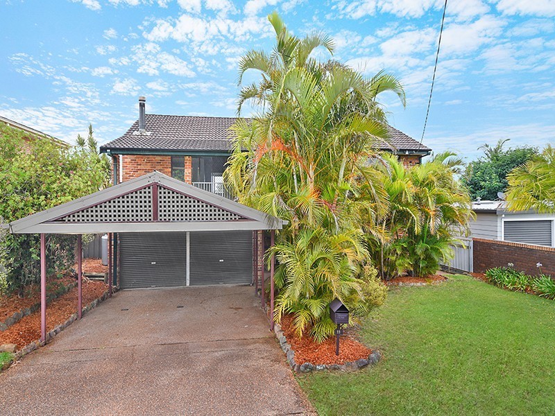 11 Robertson Road, Valentine NSW 2280