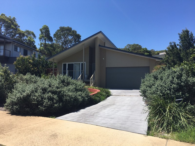 27 Lake Forest Drive, Murrays Beach NSW 2281