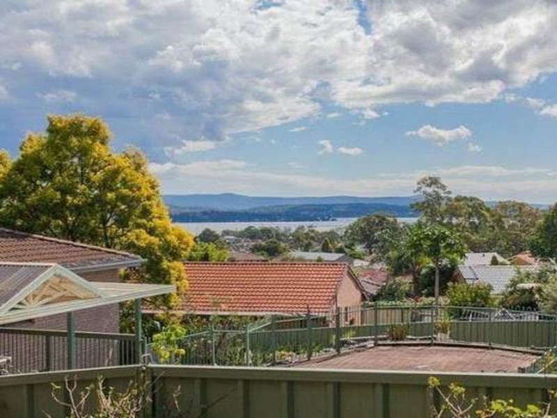 7 Penfold Close, Eleebana NSW 2282