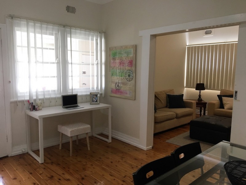 35 Deane Street, Belmont NSW 2280