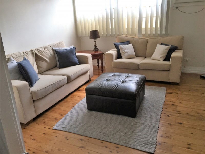 35 Deane Street, Belmont NSW 2280