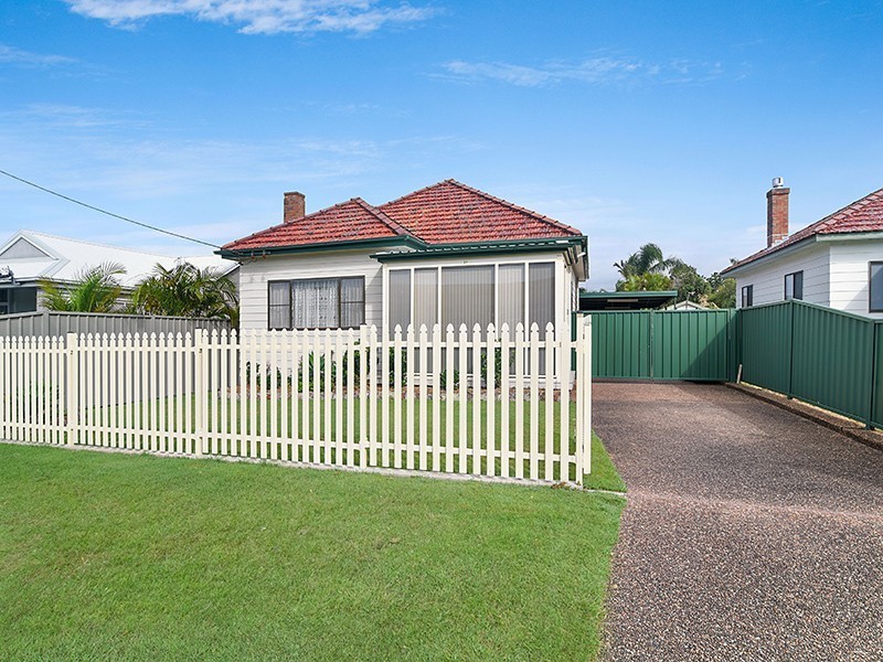 31 Henry Street, Belmont NSW 2280