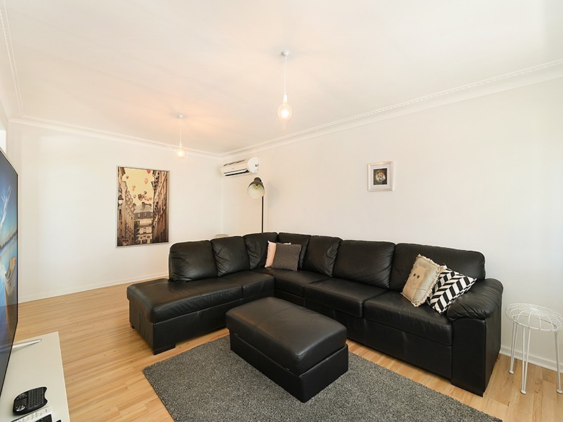 28 McDonald Crescent, Charlestown NSW 2290