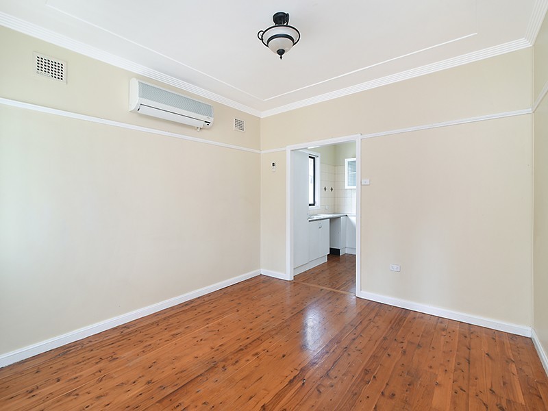 7 Gen Street, Belmont NSW 2280