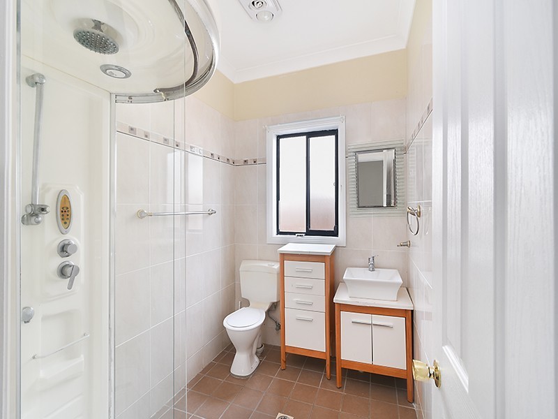 7 Gen Street, Belmont NSW 2280