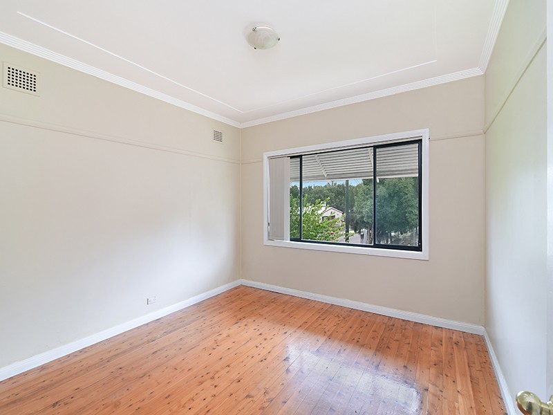 7 Gen Street, Belmont NSW 2280