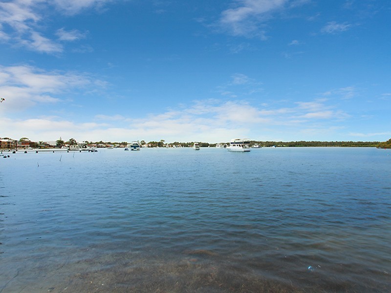 154 Marks Point Road, Marks Point NSW 2280