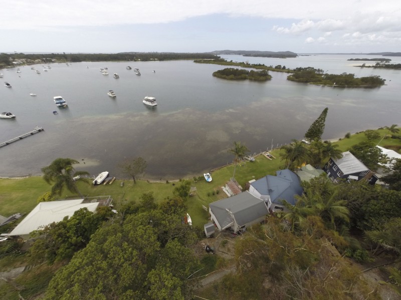 154 Marks Point Road, Marks Point NSW 2280