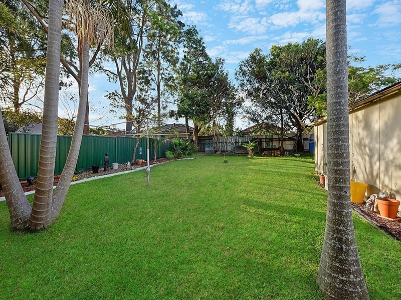 43 Livingstone Street, Belmont NSW 2280