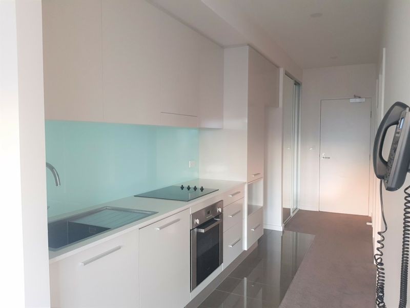 E404/11 Ernest Street, Belmont NSW 2280