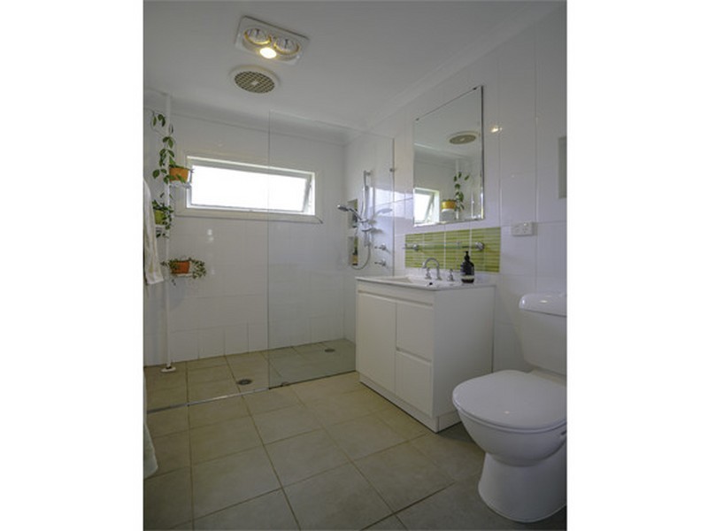 27 Golding Avenue, Belmont North NSW 2280