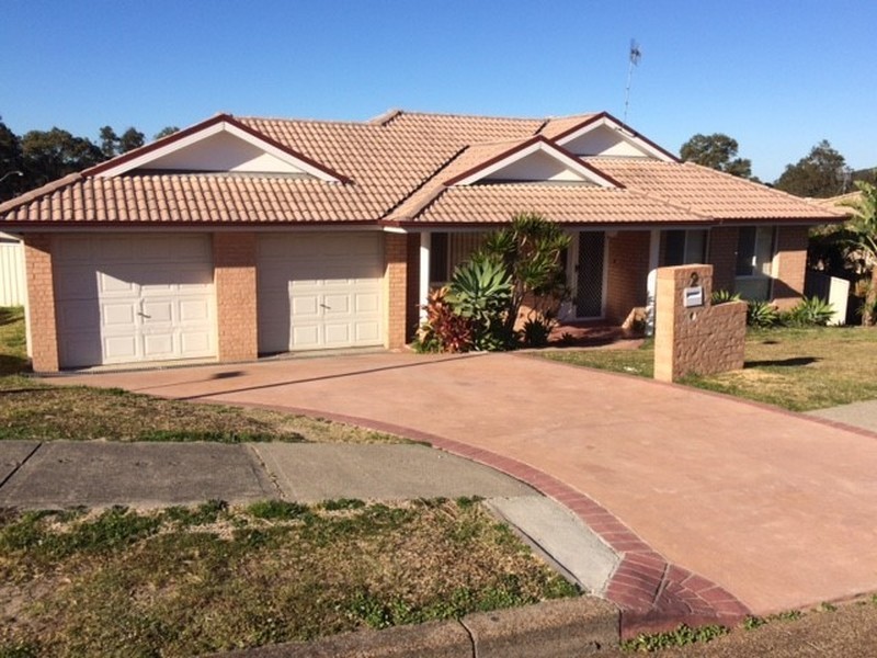 2 Teresa Close, Floraville NSW 2280