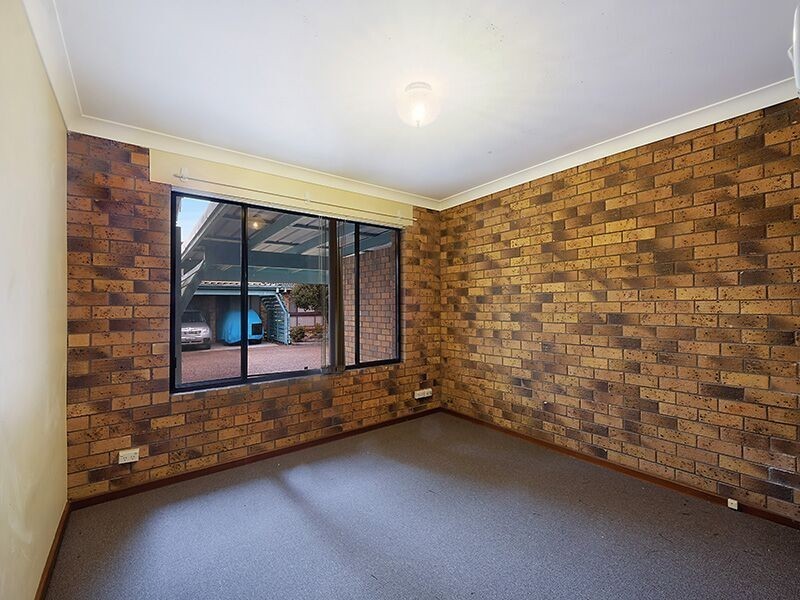 8/3 McEwan Street, Belmont South NSW 2280