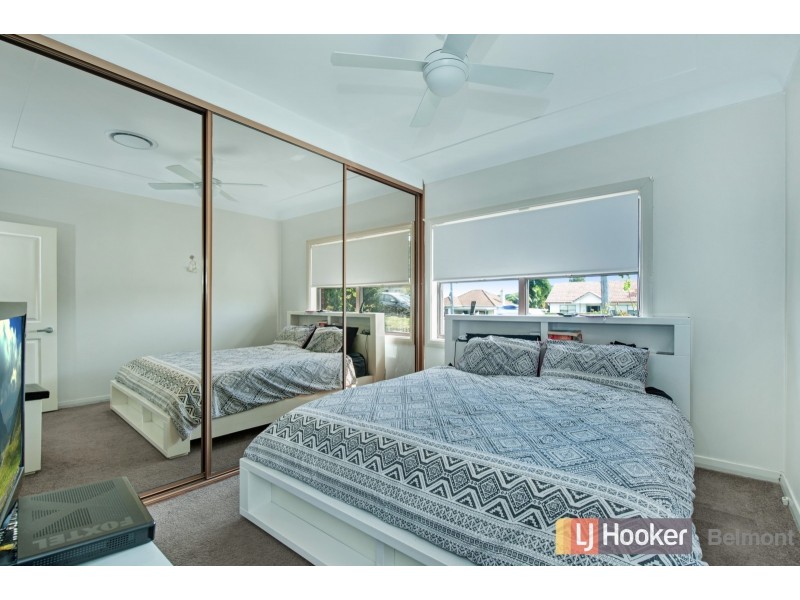 301 Pacific Highway, Belmont North NSW 2280