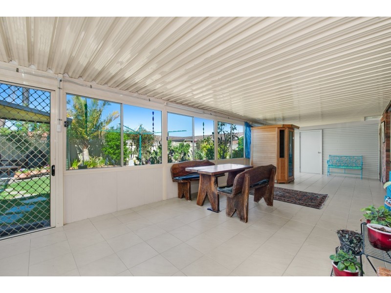 14 Capri Close, Belmont NSW 2280