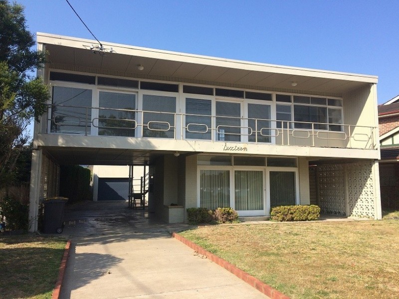 16 Valentine Crescent, Valentine NSW 2280