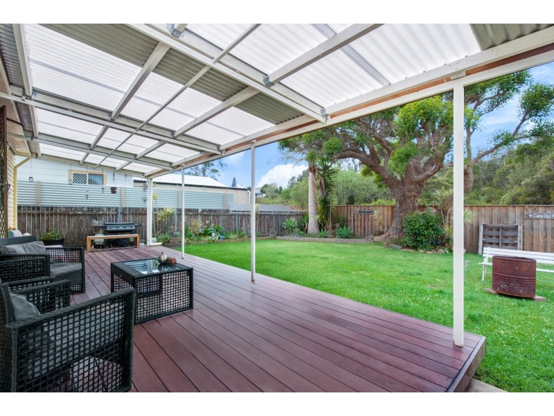 16 Cullen Street, Belmont North NSW 2280