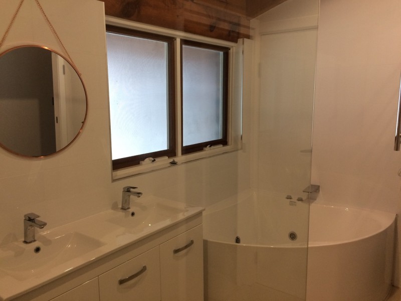 45 Ian Street, Eleebana NSW 2282