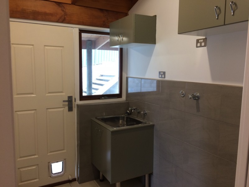 45 Ian Street, Eleebana NSW 2282