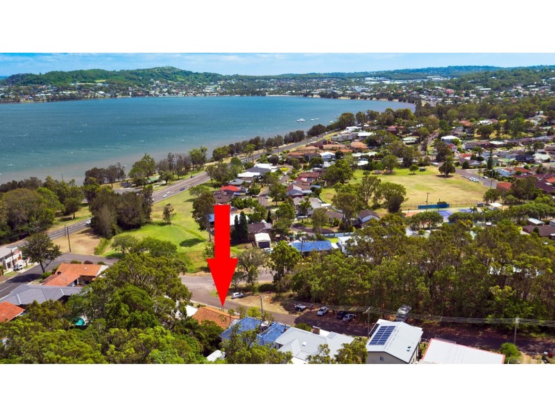 3 Harkins Street, Eleebana NSW 2282