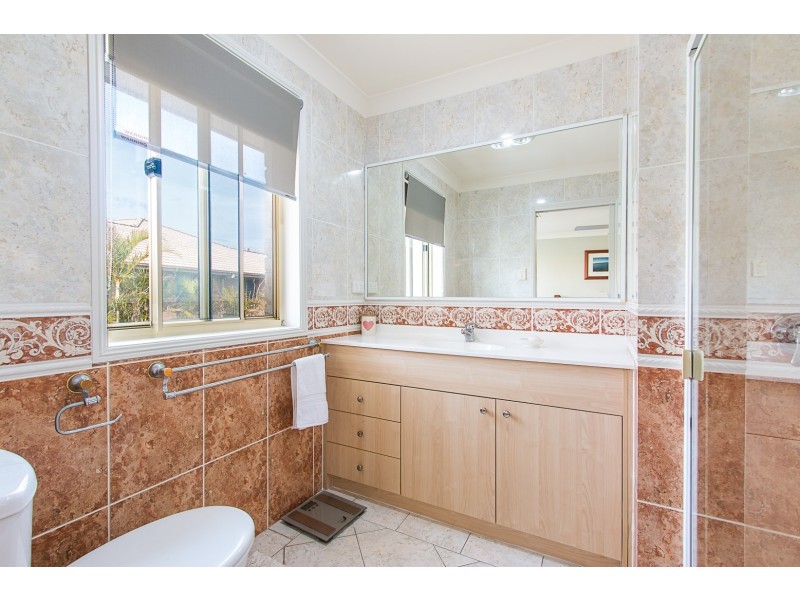 62 John Fisher Road, Belmont North NSW 2280