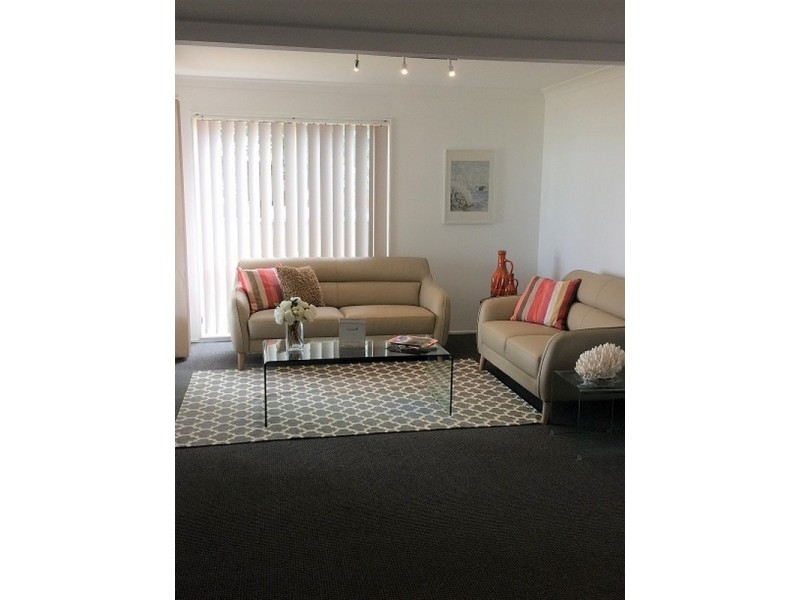 1/42 Village Bay Close, Marks Point NSW 2280