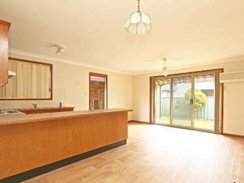 2/3 Marks Point Road, Marks Point NSW 2280