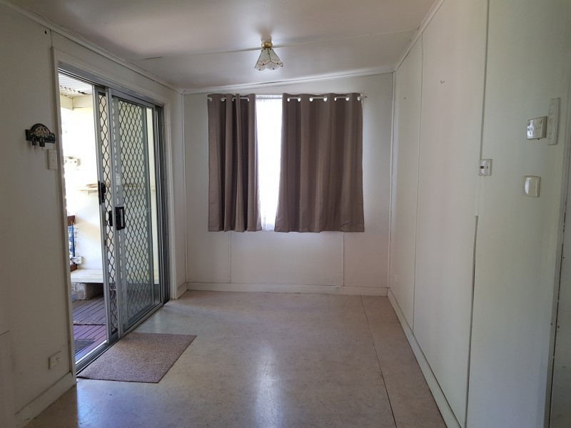 33 Herbert Street, Belmont NSW 2280