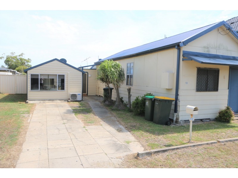 13 Gommera Street, Blacksmiths NSW 2281