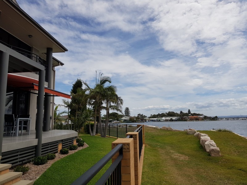 1/49 Emily Street, Marks Point NSW 2280